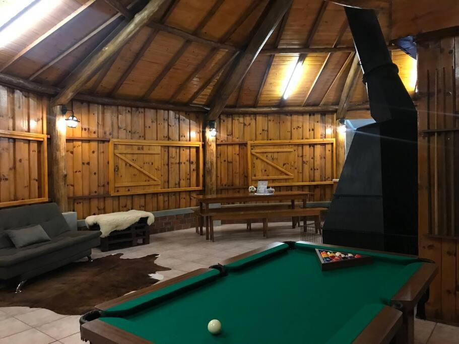 Villa Galpao Rustico No Vale Dos Vinhedos Bento Gonçalves Esterno foto