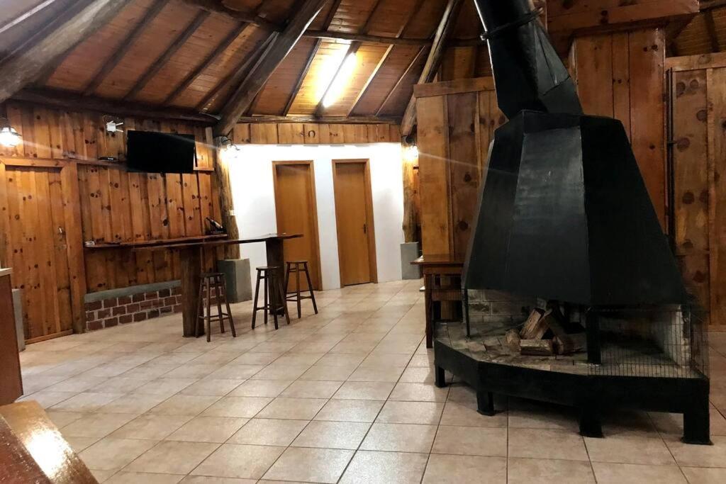 Villa Galpao Rustico No Vale Dos Vinhedos Bento Gonçalves Esterno foto