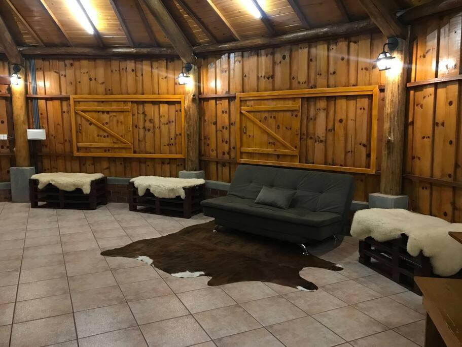Villa Galpao Rustico No Vale Dos Vinhedos Bento Gonçalves Esterno foto