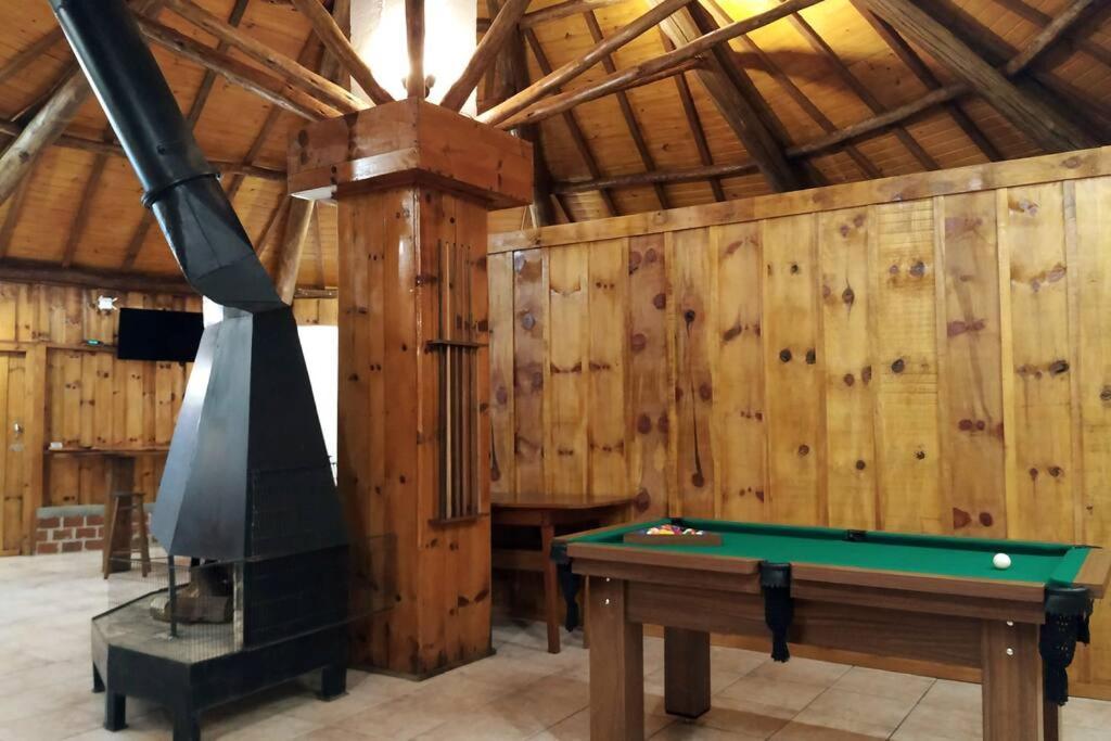 Villa Galpao Rustico No Vale Dos Vinhedos Bento Gonçalves Esterno foto